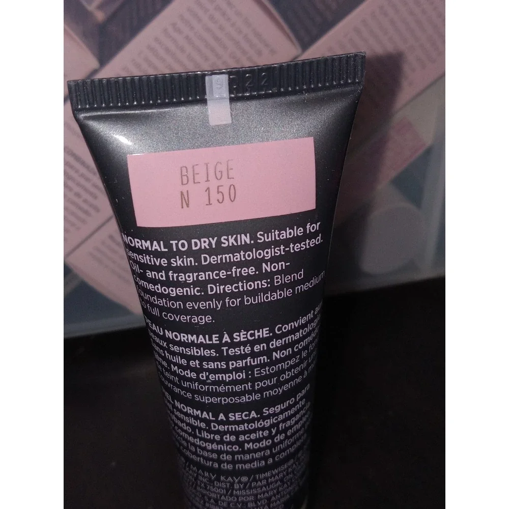 Mary Kay Timewise Luminuos 3D Foundation Normal to dry skin Beige N 150